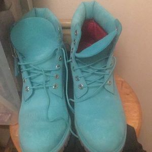 Light blue Timberlands